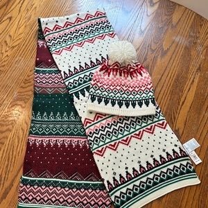 Gap scarf and hat combo